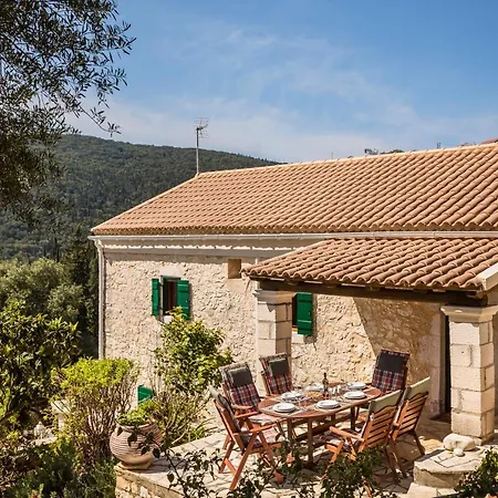 Traditional Stone House Anofli 1843 Kefalonia Ferienhaus